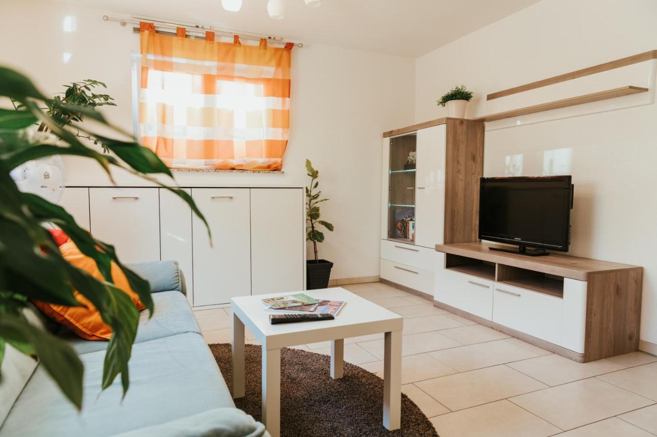 Ferienwohnung "Koehler" Am Bodensee Meckenbeuren Buitenkant foto