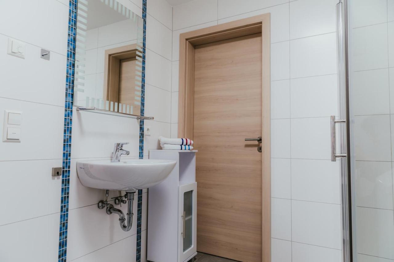 Ferienwohnung "Koehler" Am Bodensee Meckenbeuren Buitenkant foto